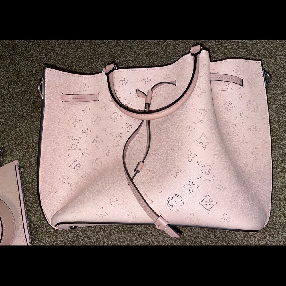 Louis Vuitton Girolata Mahina purse+ coin pouch